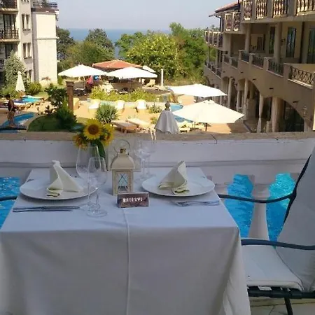 The Cliff Apartman